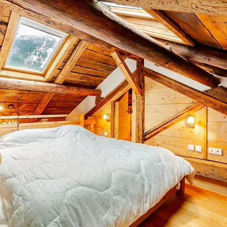 Anemones Chalet, Central, 4 Bedrooms, Sauna And Parking Chalet *
