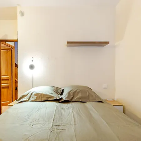 Anemones Chalet, Central, 4 Bedrooms, Sauna And Parking Chalet *