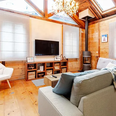 Anémones Chalet, Central, 4 Bedrooms, Sauna&parking Chalet *